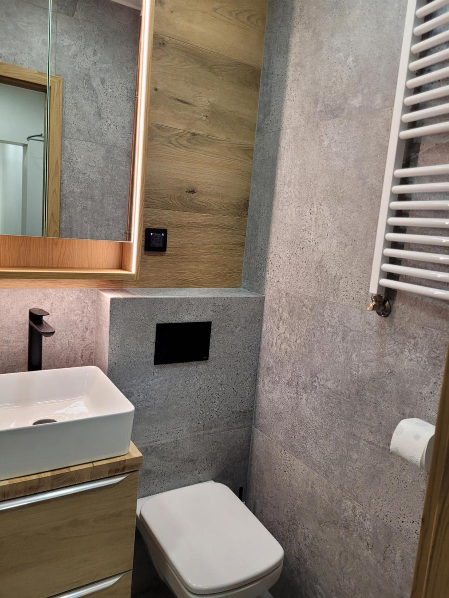 Apartament Radiostacja III Z Ogrodkiem, Parking Free Gliwice Exterior foto